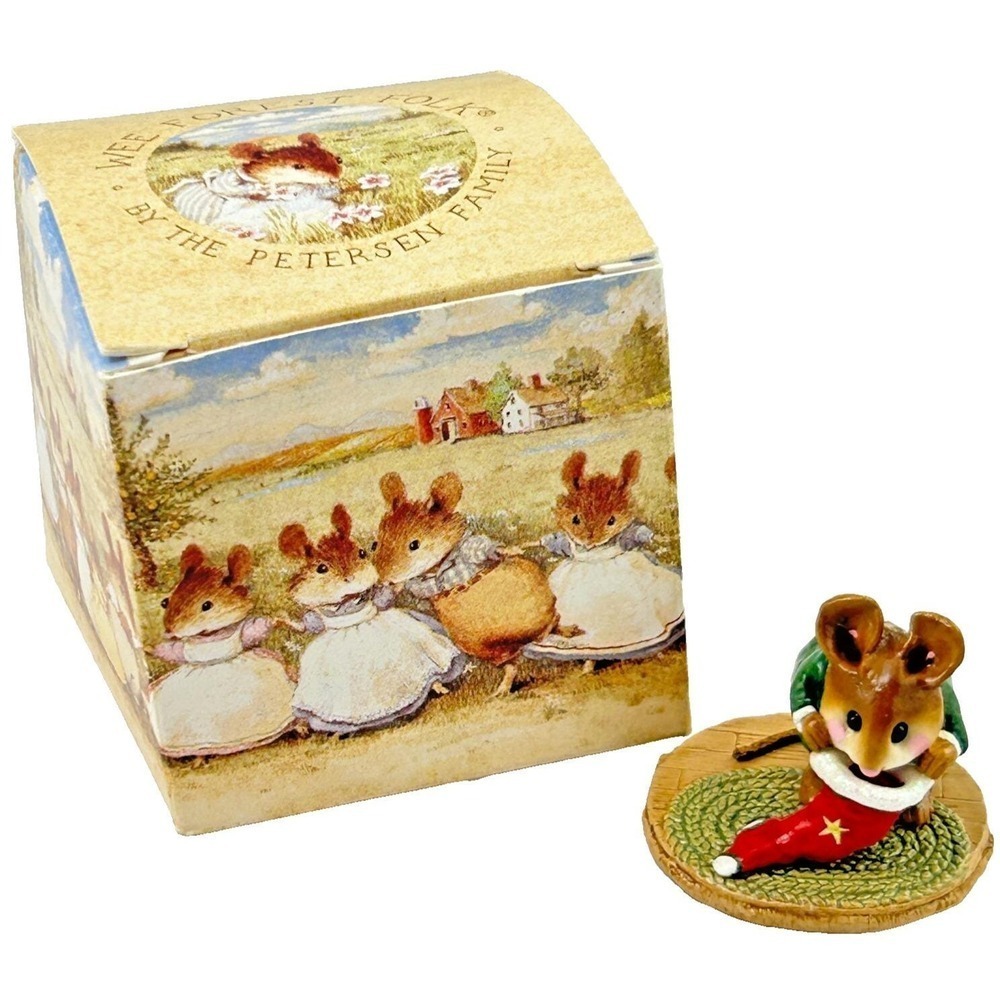 Wee Forest Folk CHRIS-MOUSE STOCKING Green Pajamas M-142 Mouse Retired 1986 Box